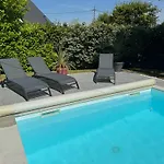 Vakantiehuis Oasis De Serenite Avec Piscine
