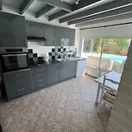 Vakantiehuis Oasis De Serenite Avec Piscine