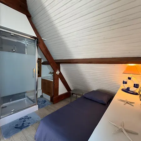 Oasis De Serenite Avec Piscine Nyaraló