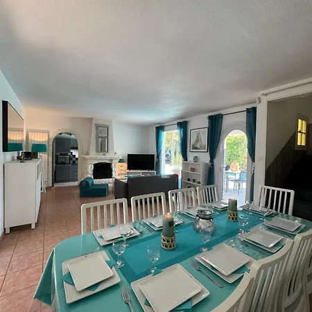 Oasis De Serenite Avec Piscine Ferienhaus *