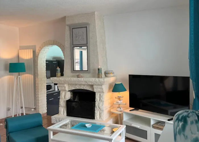 Oasis De Serenite Avec Piscine Holiday home *